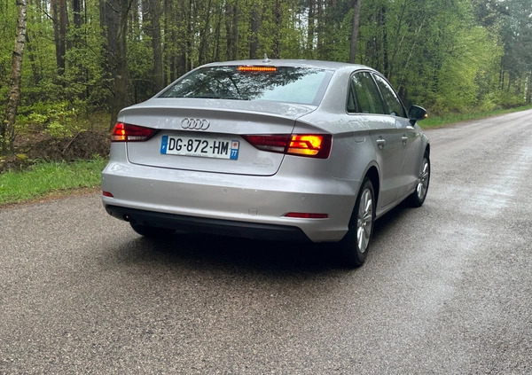 Audi A3 cena 49900 przebieg: 169555, rok produkcji 2015 z Ostrołęka małe 172